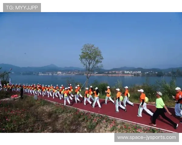 户外运动环保标准提升 推动产业可持续发展